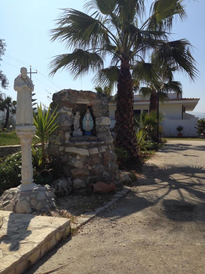 Villa Angela Case Vacanza Vieste Exteriör bild